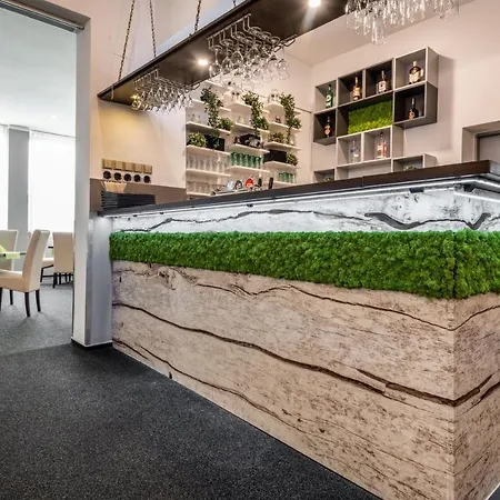 Termaly Male Bielice 酒店 帕蒂赞斯克